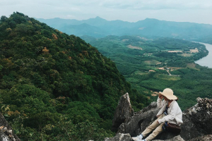 Lên đỉnh Thần Đinh chiêm ngưỡng cảnh sắc hữu tình