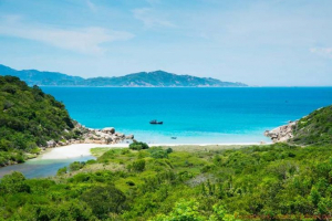 Bãi Nước Ngọt đẹp tựa cổ tích ở Ninh Thuận